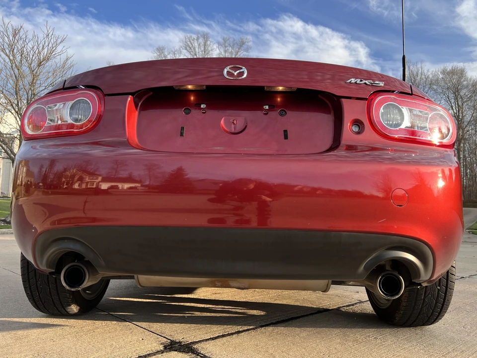 2010 Mazda NC MX-5 Miata - Image 15 of 31