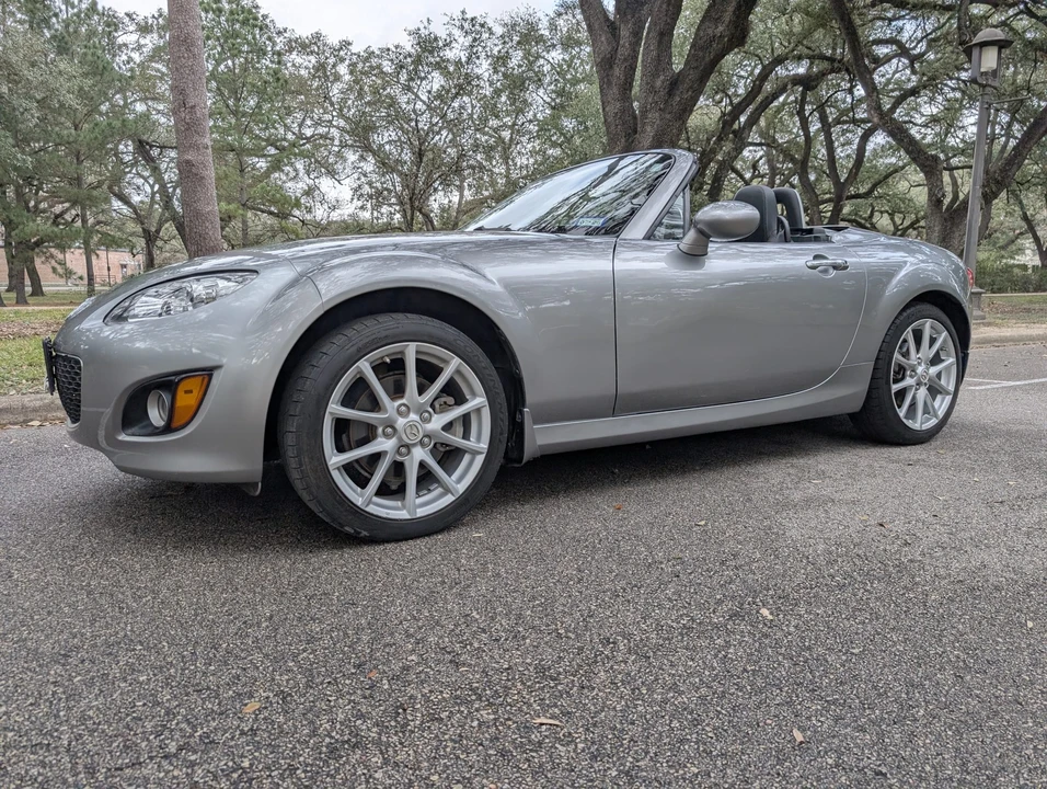 2010 Mazda NC MX-5 Miata - Image 3 of 31