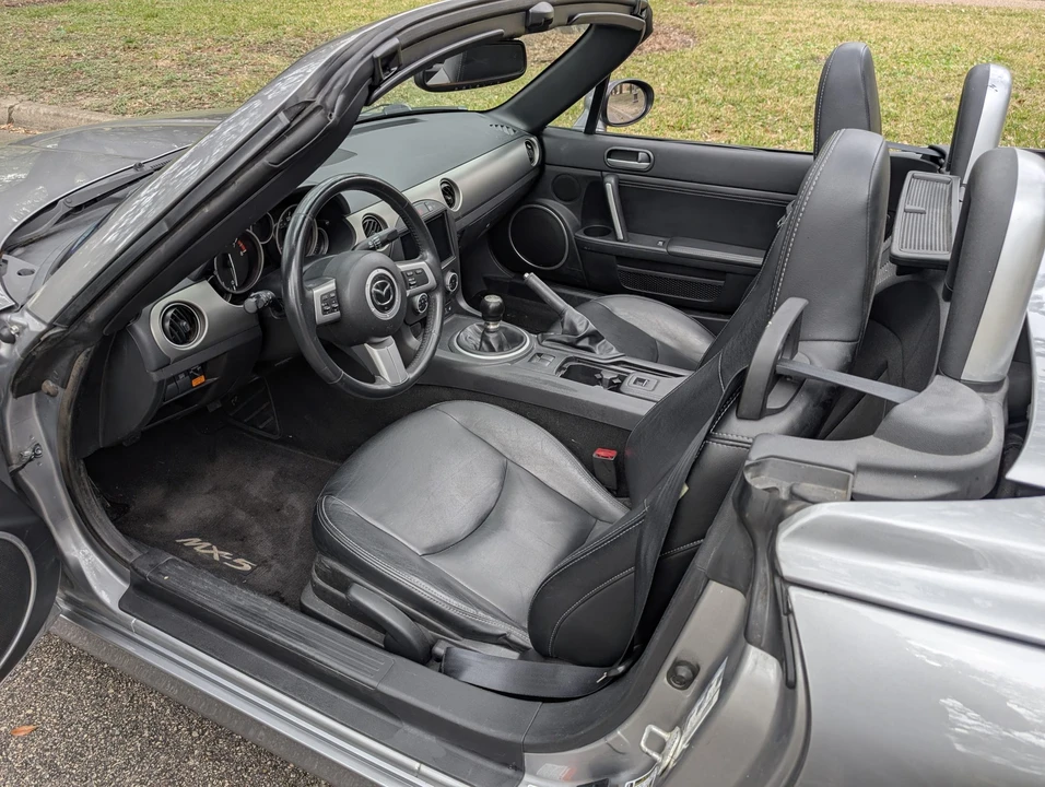 2010 Mazda NC MX-5 Miata - Image 24 of 31