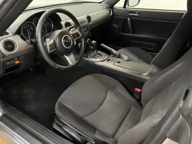2010 Mazda NC MX-5 Miata - Image 5 of 11