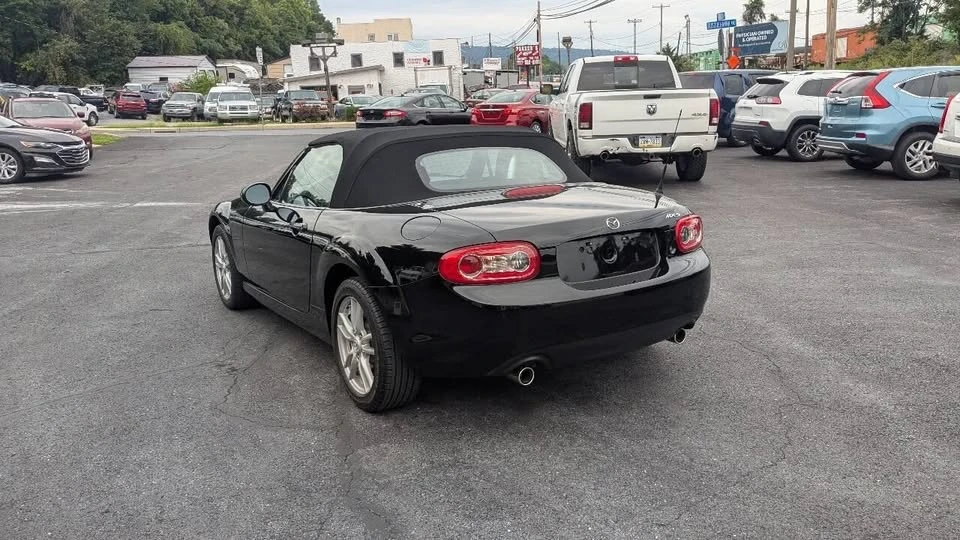 2010 Mazda NC MX-5 Miata - Image 15 of 20
