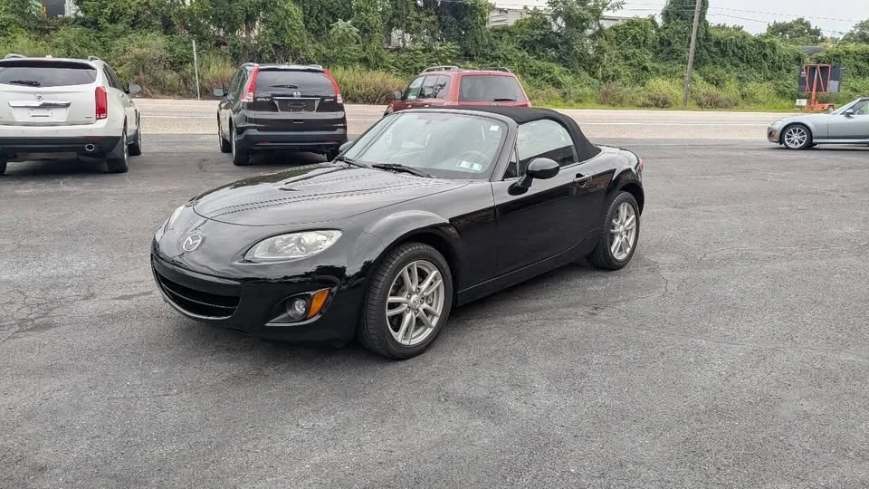 2010 Mazda NC MX-5 Miata - Image 8 of 20
