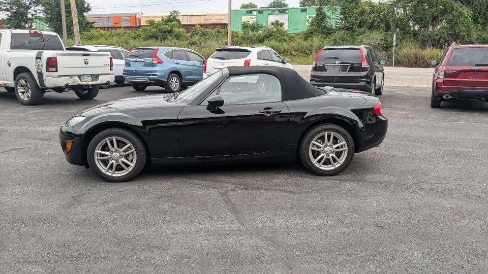 2010 Mazda NC MX-5 Miata - Image 11 of 20