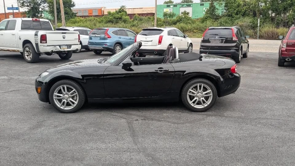 2010 Mazda NC MX-5 Miata - Image 2 of 20