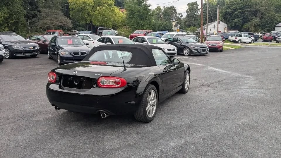 2010 Mazda NC MX-5 Miata - Image 17 of 20