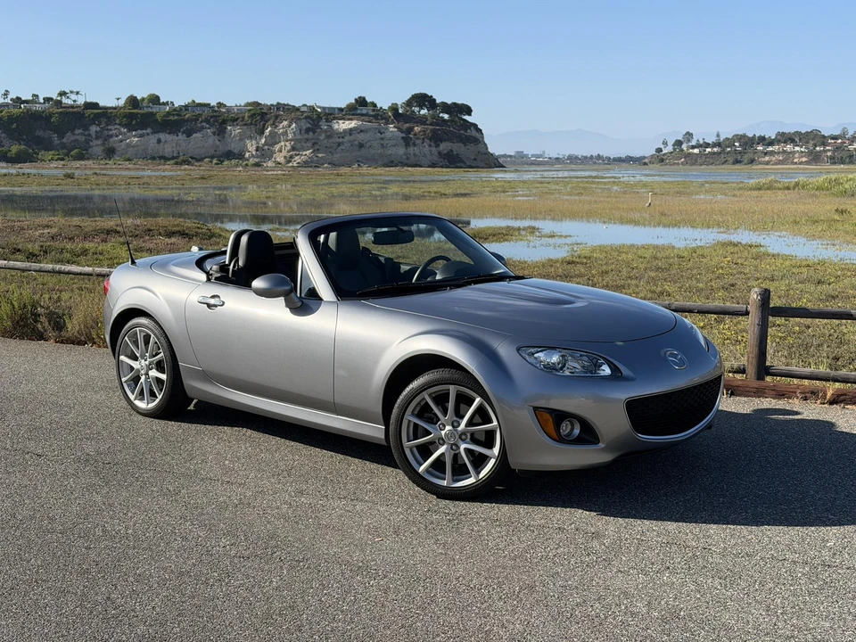 2010 Mazda NC MX-5 Miata - Image 14 of 31