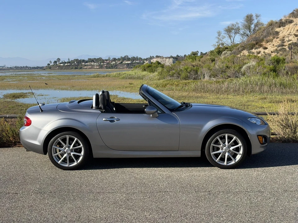 2010 Mazda NC MX-5 Miata - Image 13 of 31