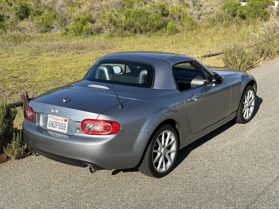 2010 Mazda NC MX-5 Miata - Image 29 of 31