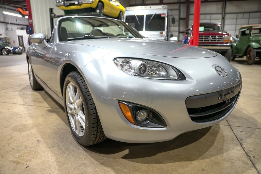 2010 Mazda NC MX-5 Miata - Image 12 of 12