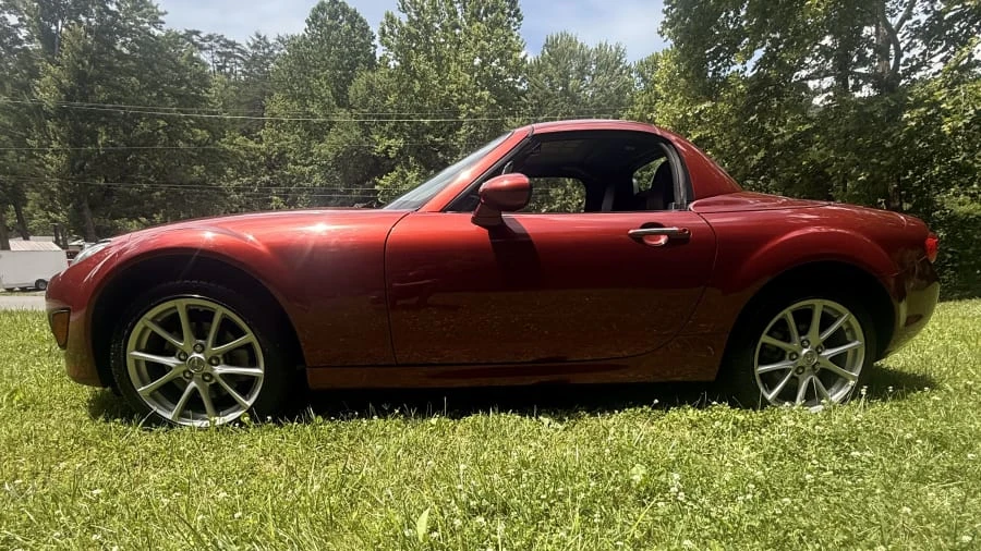 2010 Mazda NC MX-5 Miata - Image 5 of 7