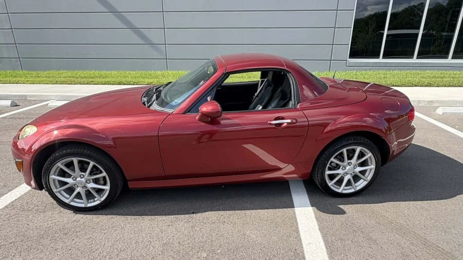 2010 Mazda NC MX-5 Miata - Image 2 of 31