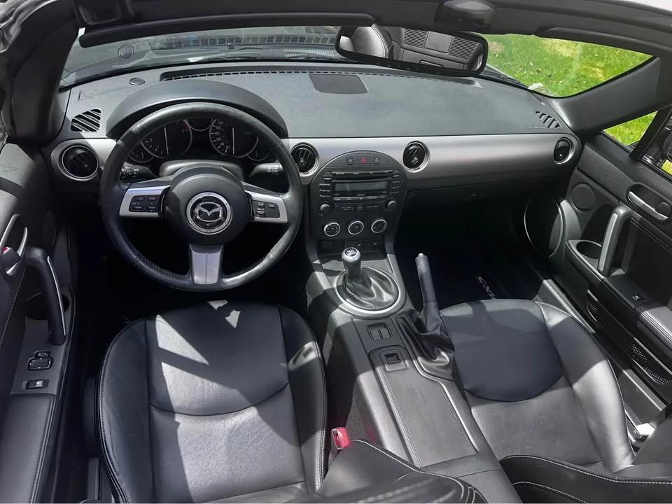 2010 Mazda NC MX-5 Miata - Image 4 of 7