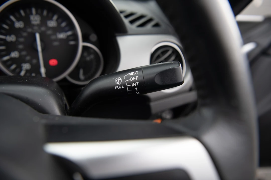 2010 Mazda NC MX-5 Miata - Image 22 of 30