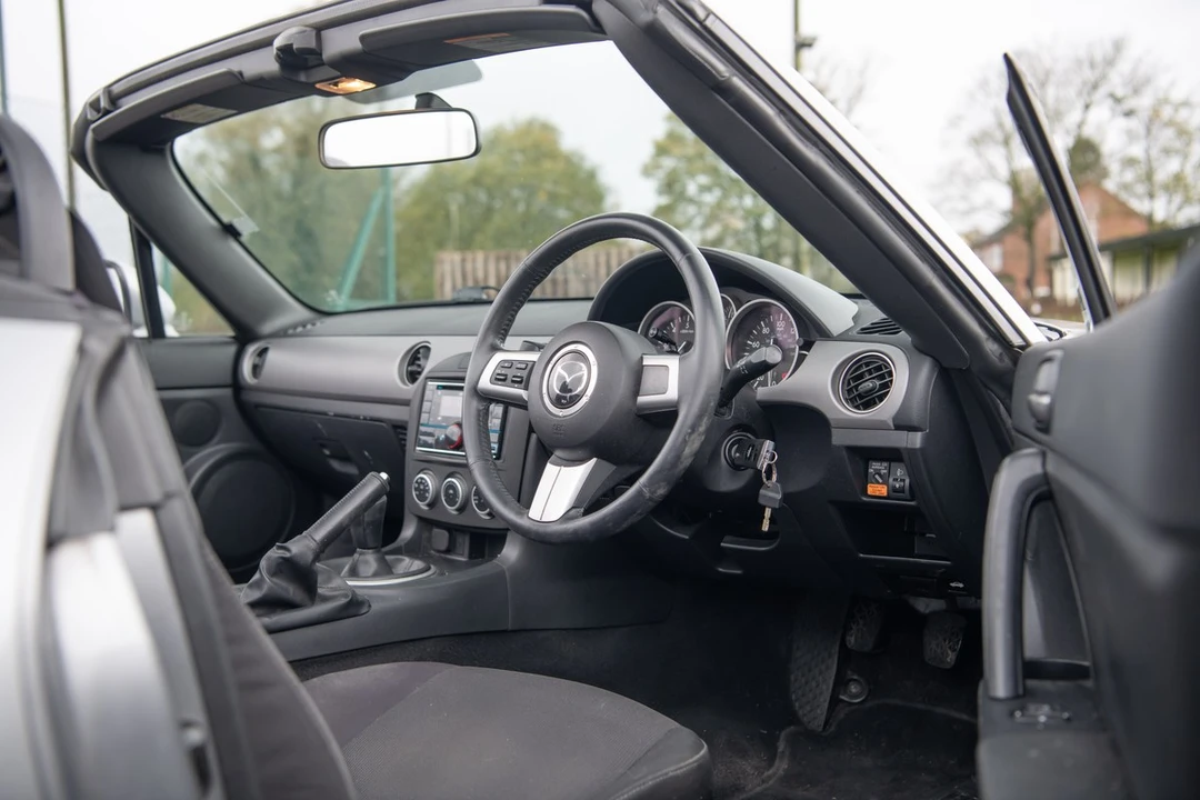2010 Mazda NC MX-5 Miata - Image 26 of 30