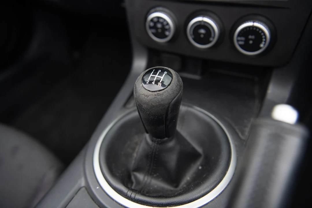 2010 Mazda NC MX-5 Miata - Image 28 of 30