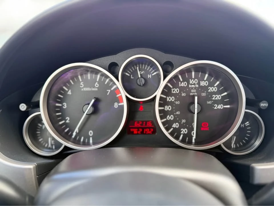 2010 Mazda NC MX-5 Miata - Image 17 of 18