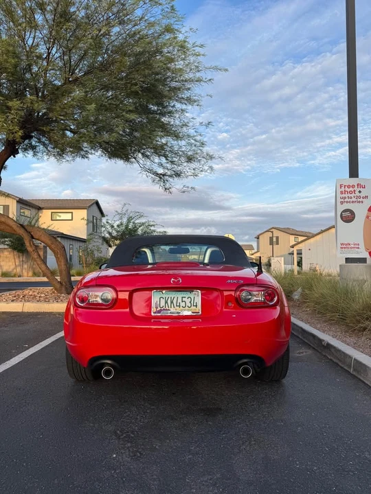 2010 Mazda NC MX-5 Miata - Image 4 of 5