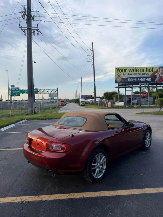 2010 Mazda NC MX-5 Miata - Image 5 of 10