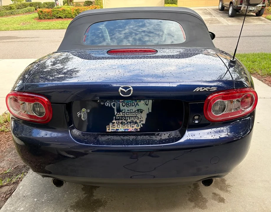 2010 Mazda NC MX-5 Miata - Image 4 of 12