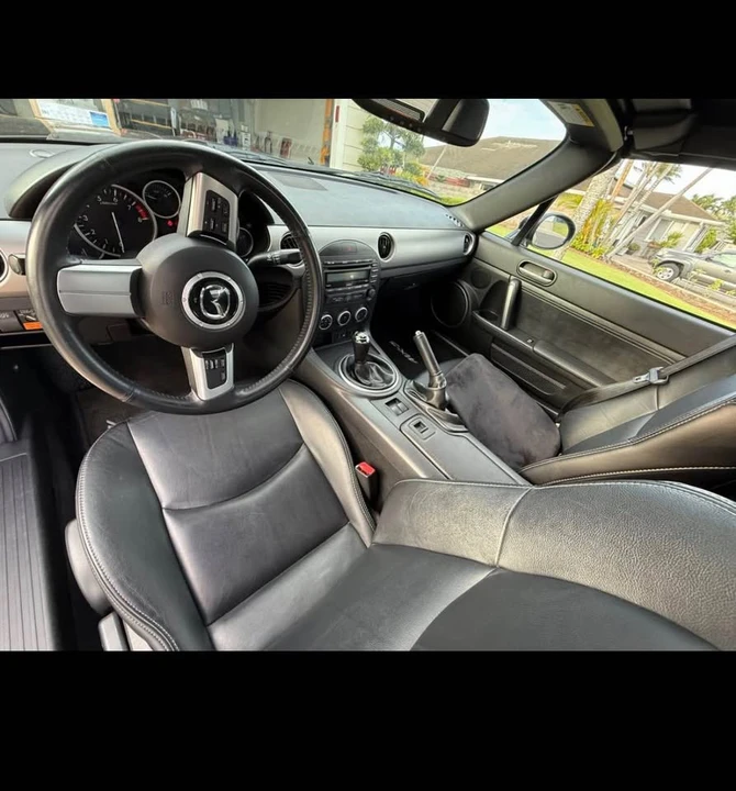 2010 Mazda NC MX-5 Miata - Image 5 of 7