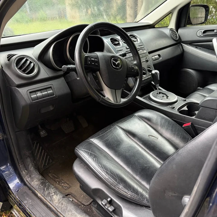 2010 Mazda CX-7 - Image 9 of 10