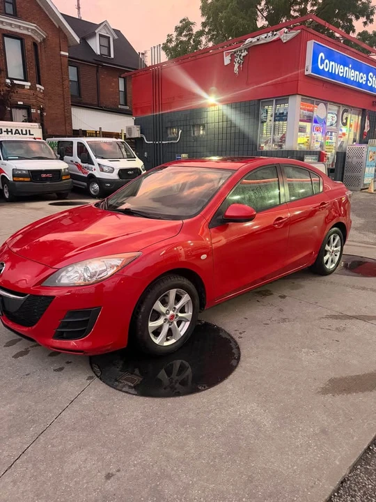 2010 Mazda Mazda 3 2nd Gen - Image 2 of 11
