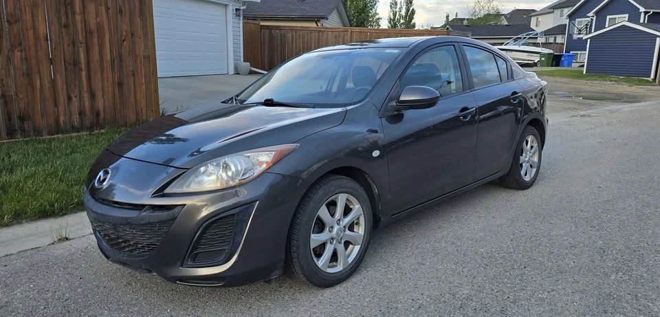 2010 Mazda Mazda 3 2nd Gen - Image 2 of 10
