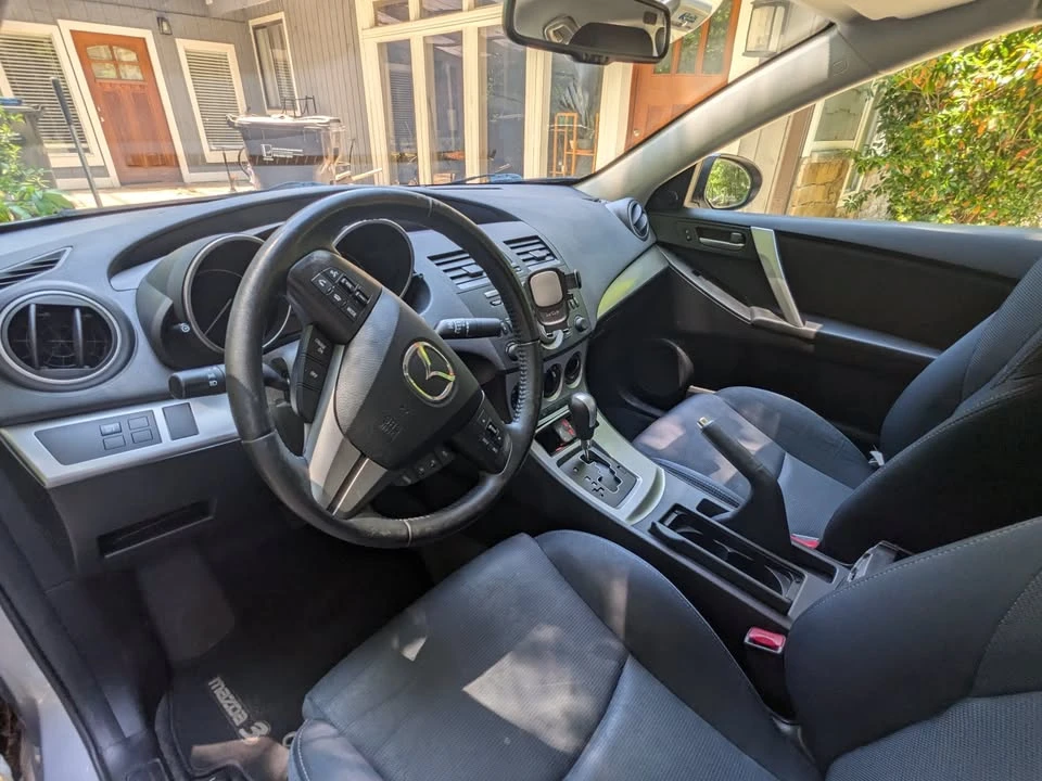 2010 Mazda Mazda 3 2nd Gen - Image 13 of 16