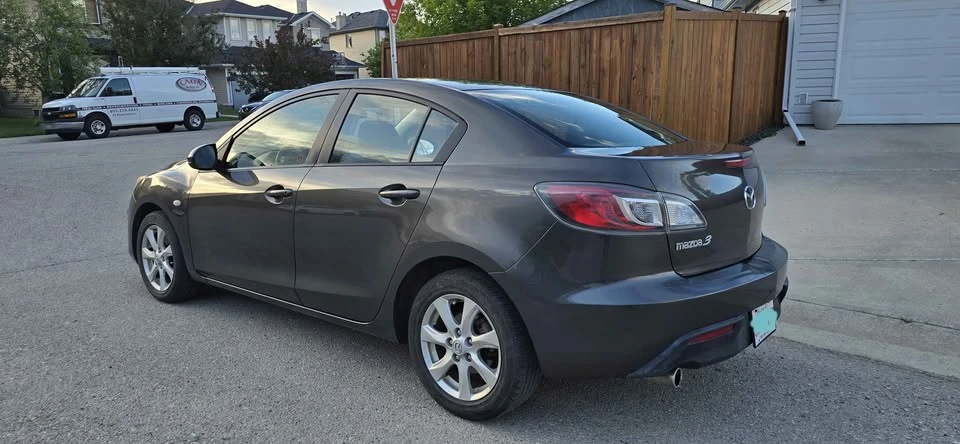 2010 Mazda Mazda 3 2nd Gen - Image 5 of 10
