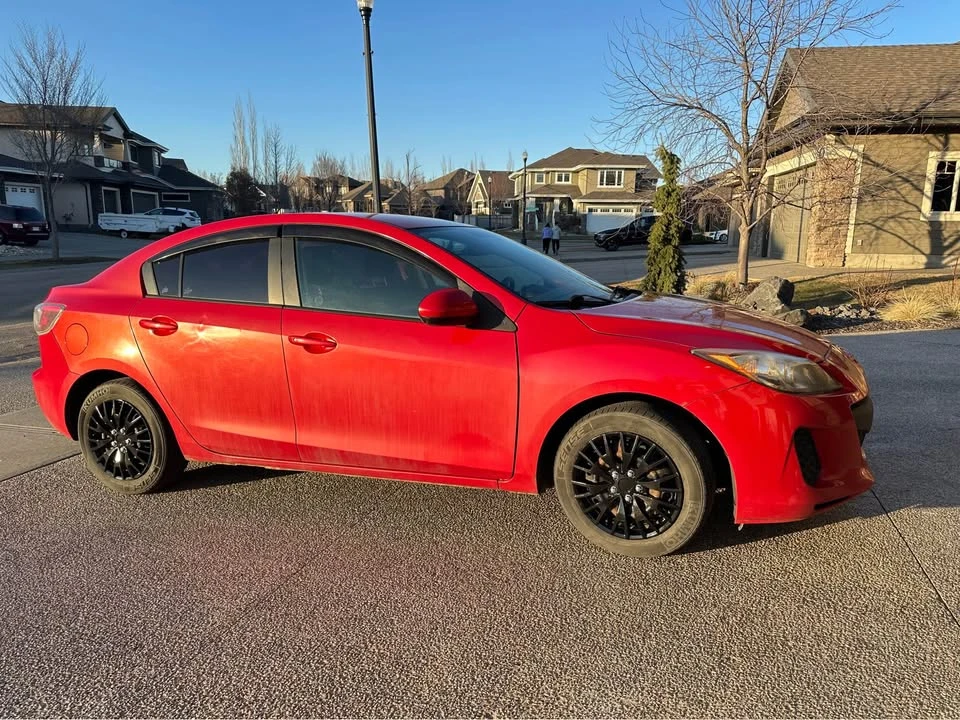 2010 Mazda Mazda 3 2nd Gen - Image 2 of 8