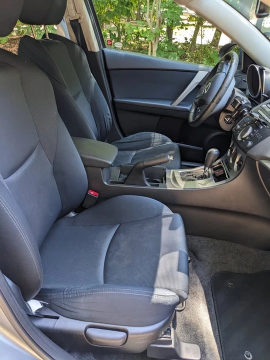 2010 Mazda Mazda 3 2nd Gen - Image 15 of 16