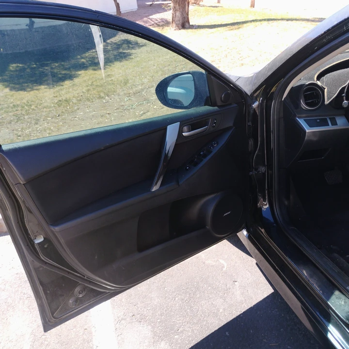 2010 Mazda Mazda 3 2nd Gen - Image 13 of 17