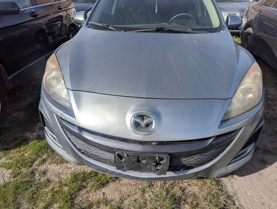2010 Mazda Mazda 3 2nd Gen - Image 2 of 11