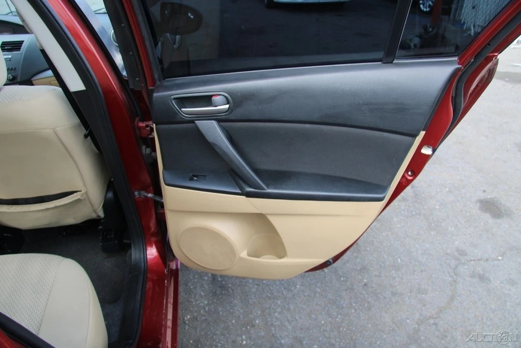 2010 Mazda Mazda 3 2nd Gen - Image 21 of 21