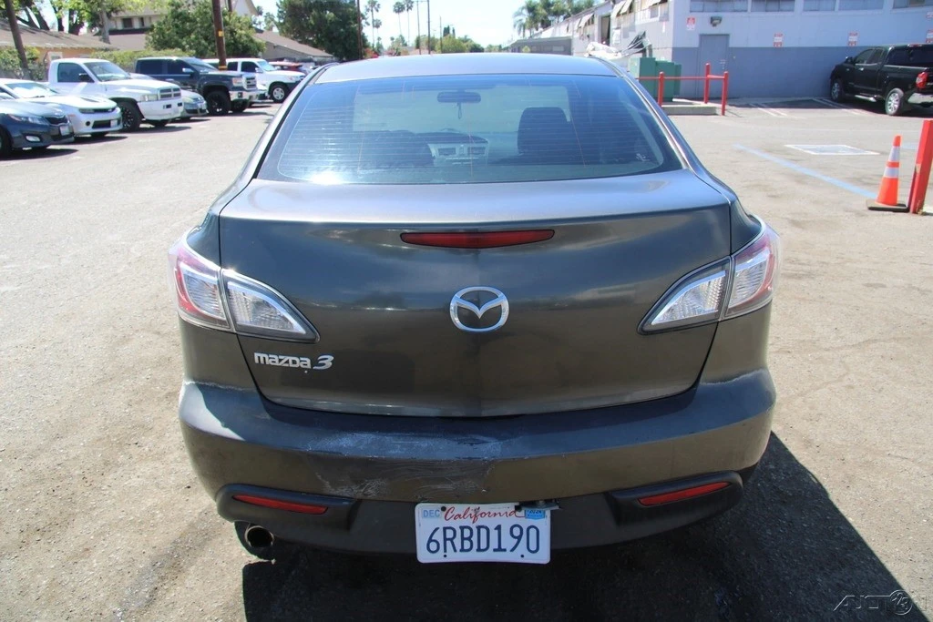 2010 Mazda Mazda 3 2nd Gen - Image 6 of 21