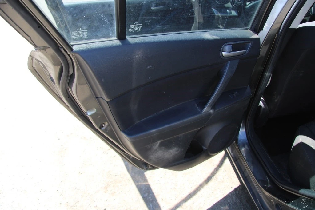 2010 Mazda Mazda 3 2nd Gen - Image 20 of 21