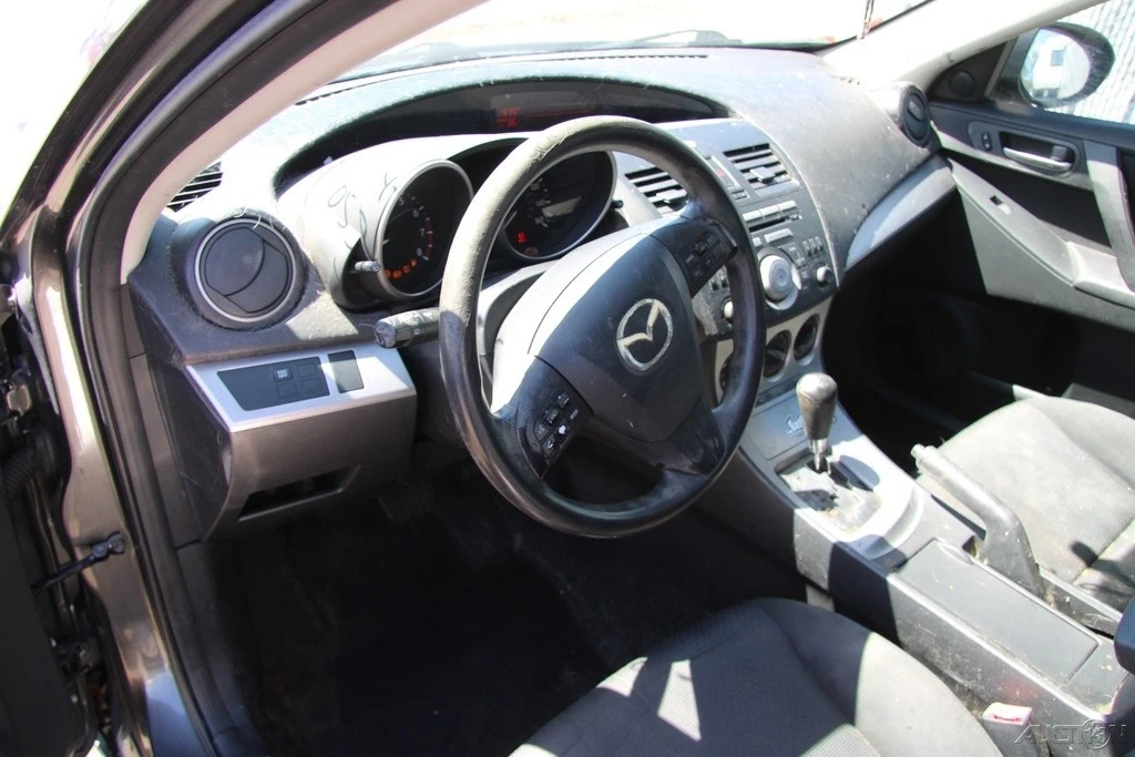 2010 Mazda Mazda 3 2nd Gen - Image 15 of 21