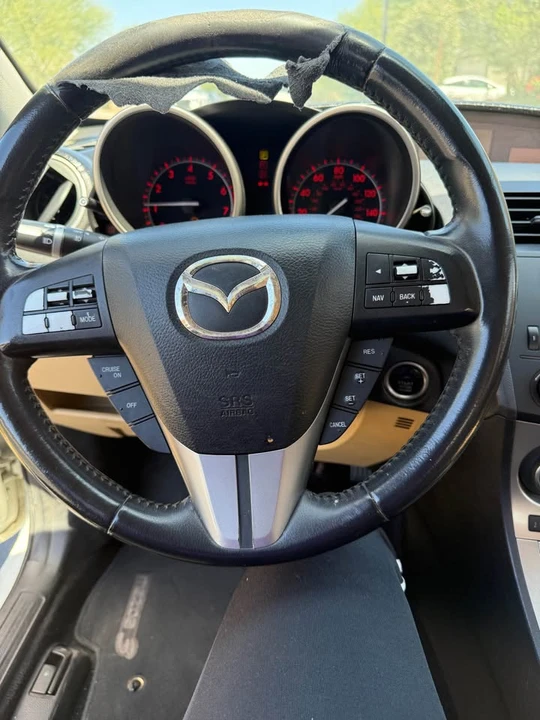 2010 Mazda Mazda 3 2nd Gen - Image 15 of 20