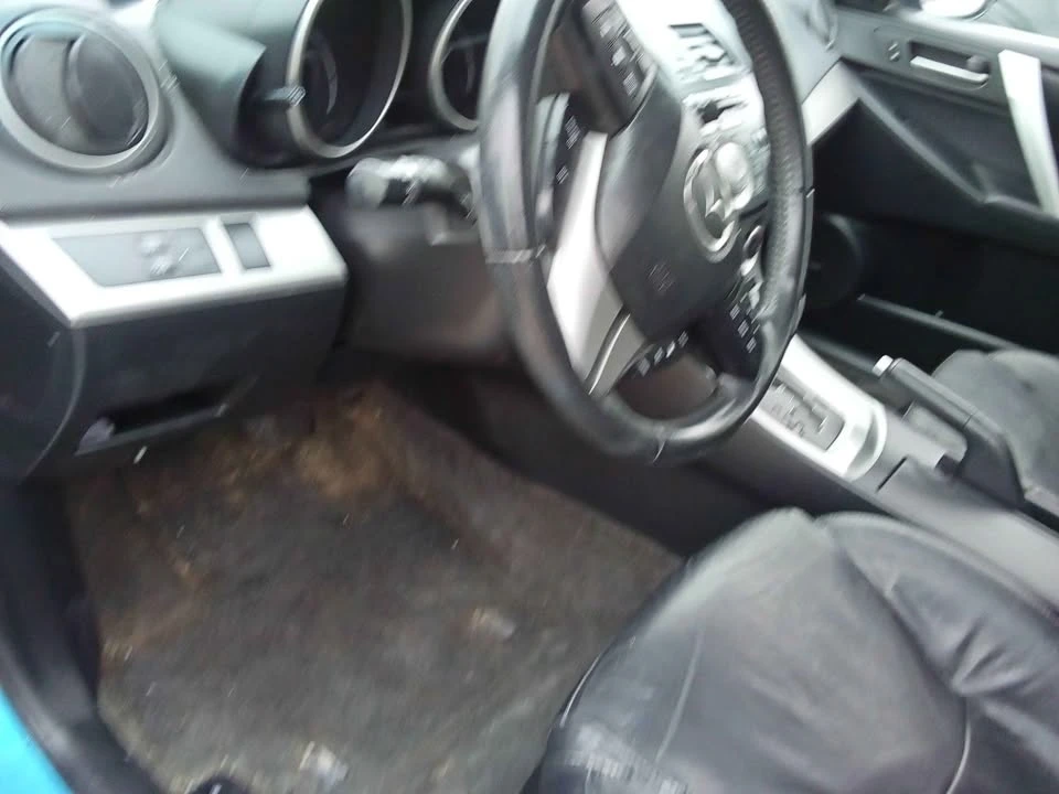 2010 Mazda Mazda 3 2nd Gen - Image 11 of 12