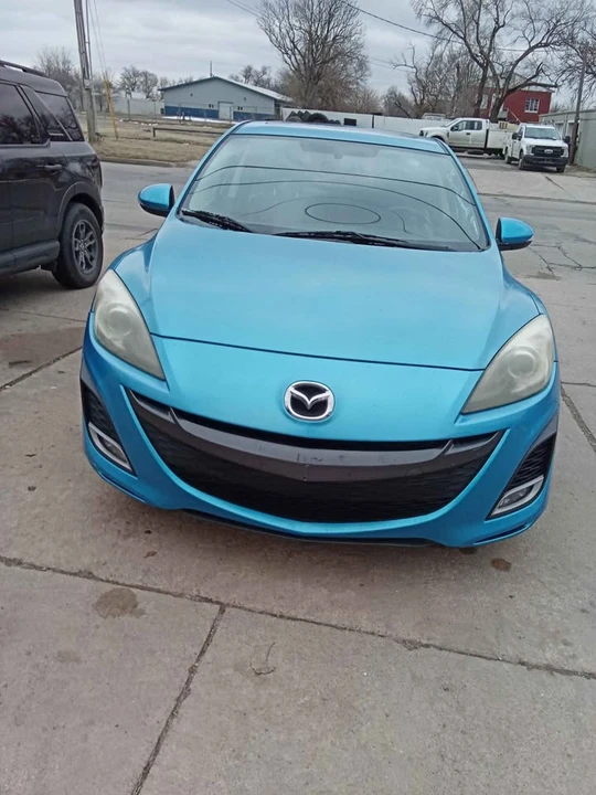 2010 Mazda Mazda 3 2nd Gen - Image 2 of 12