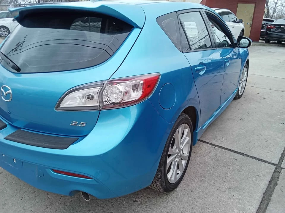 2010 Mazda Mazda 3 2nd Gen - Image 4 of 12