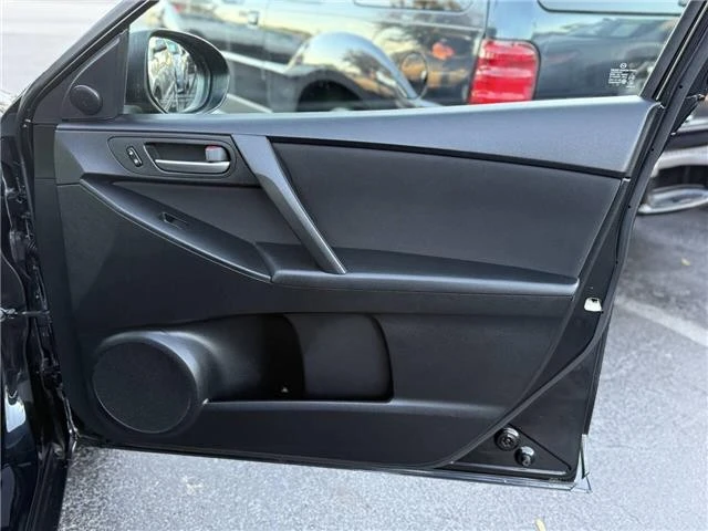 2010 Mazda Mazda 3 2nd Gen - Image 17 of 21