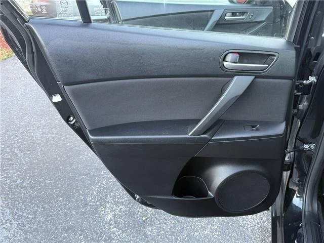 2010 Mazda Mazda 3 2nd Gen - Image 19 of 21