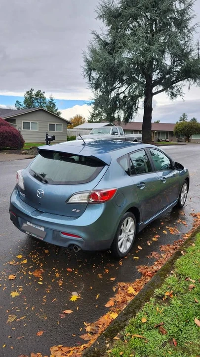 2010 Mazda Mazda 3 2nd Gen - Image 3 of 9