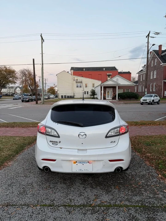 2010 Mazda Mazda 3 2nd Gen - Image 6 of 16