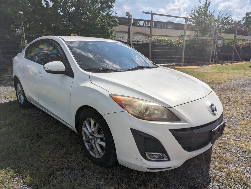 2010 Mazda Mazda 3 2nd Gen - Image 2 of 21