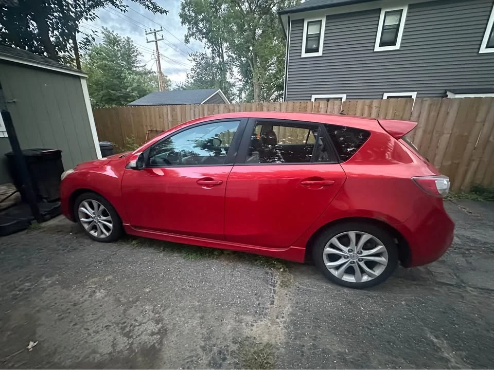 2010 Mazda Mazda 3 2nd Gen - Image 3 of 9