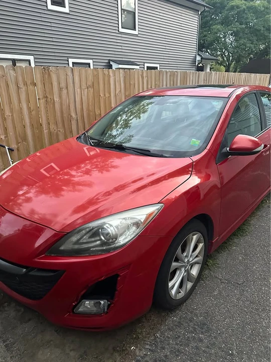 2010 Mazda Mazda 3 2nd Gen - Image 4 of 9