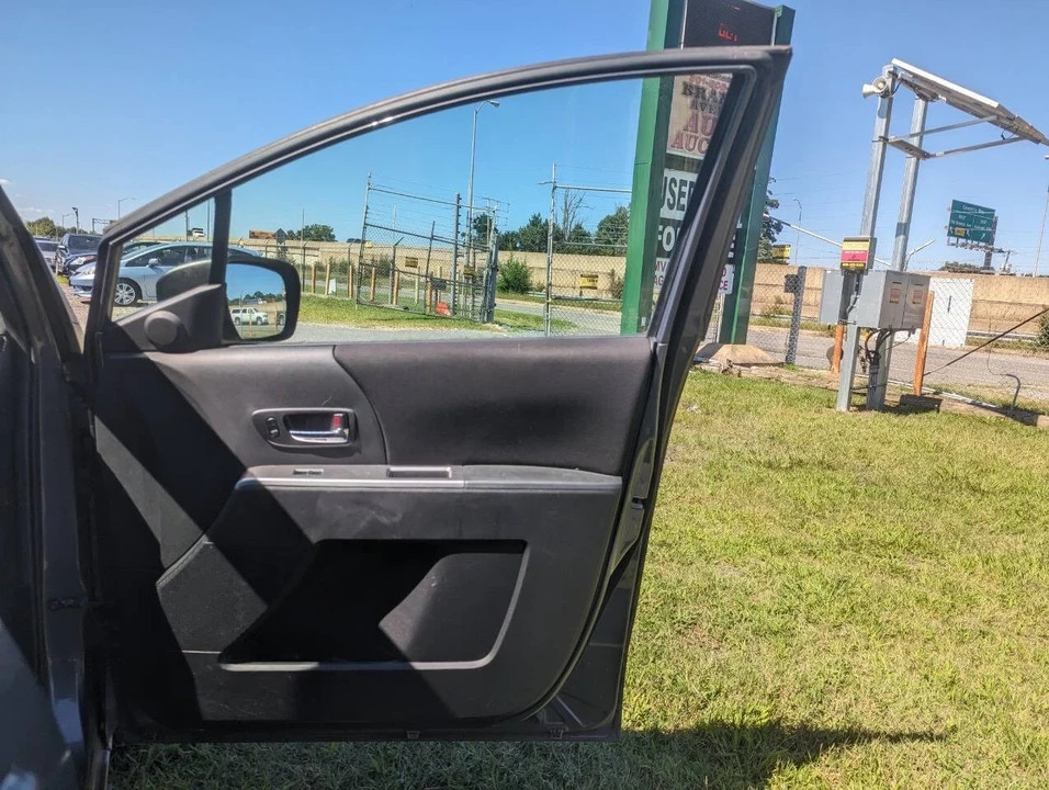 2010 Mazda Mazda 5 - Image 16 of 21