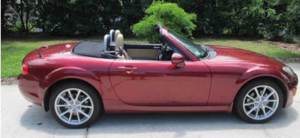 2010 Mazda NC MX-5 Miata - Image 2 of 4